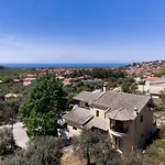 Loridis ヴィラ Prínos