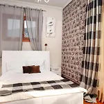 Loridis ヴィラ Prínos